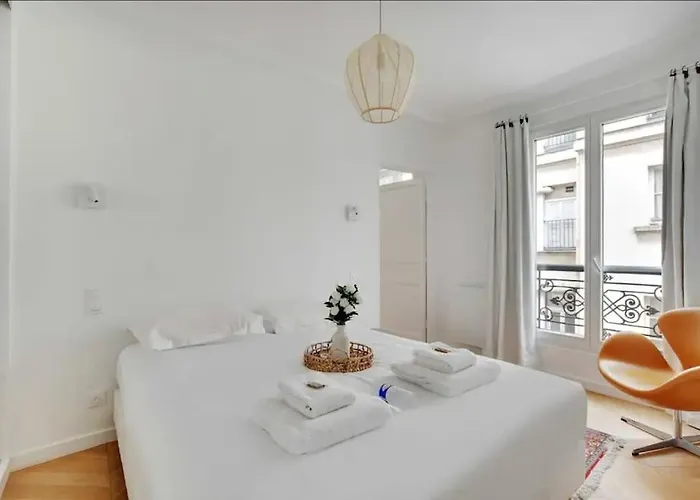 Apartment Le Petit Palais De L'elysee